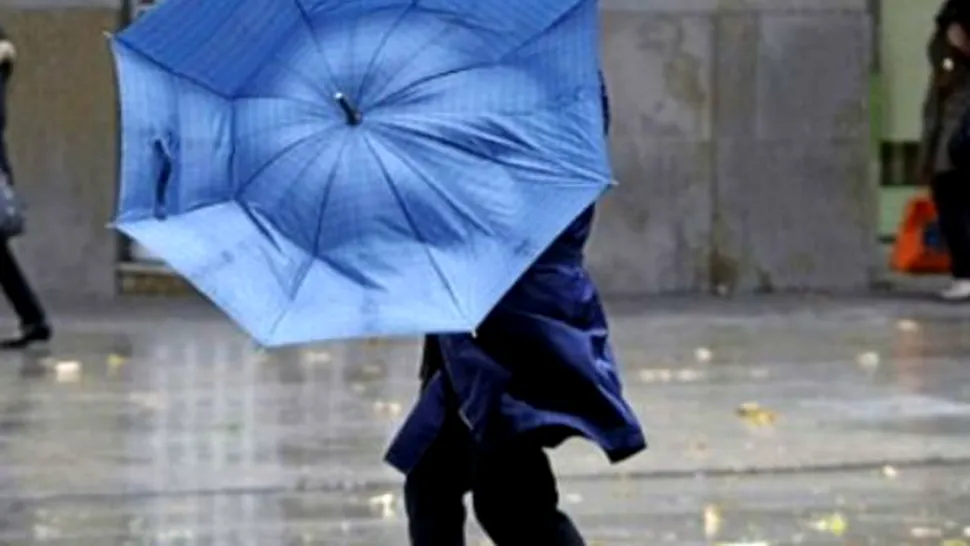 INFORMARE METEO: Ploi pe arii extinse și vreme în răcire, marți și miercuri, în toată țara