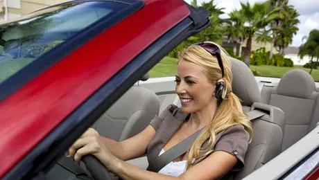 Primul oraș din lume unde va fi interzisă folosirea totală a telefonului, în timpul șofatului