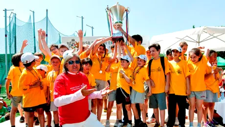 Peste 420 de elevi ai Şcolii Britanice din Bucureşti au participat la Cupa „Ilie Năstase”