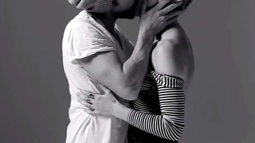 Viral First Kiss - primul sărut între două persoane care nu se cunosc (Video)