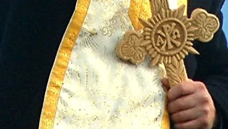 Un preot din Medias si-a omorat copiii, dupa care s-a sinucis