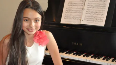 A vrăjit o ţară cu vocea sa! Povestea concurentei de 13 ani Laura Bretan, de la Românii au talent