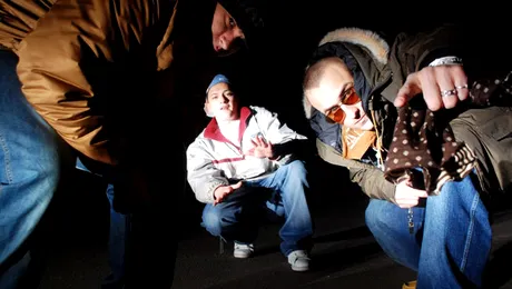 Fii primul care descarca noul single Cheya Crew, „Inchisoarea Romania”, doar pe Apropo.ro!