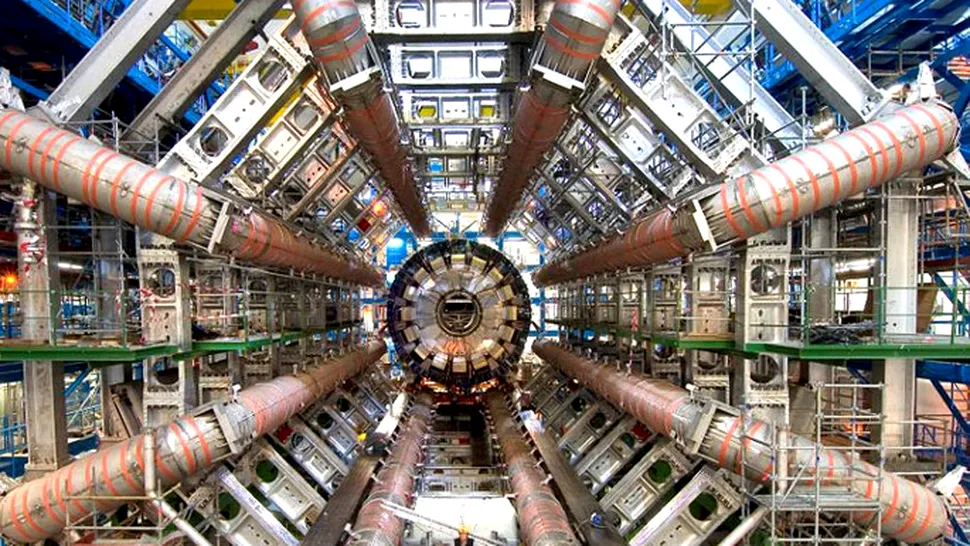 Acceleratorul de particule, LHC, a primit LIVE 
