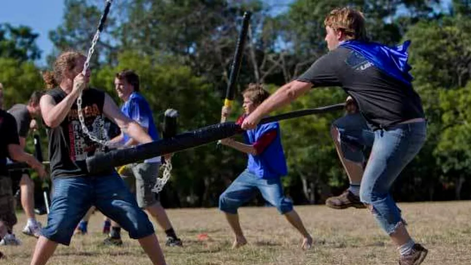 Jugger, un sport non-violent (Poze & Video)