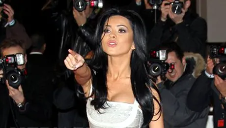 Piesa „Cola Song” interpretată de INNA este pe coloana sonoră a filmului SPY