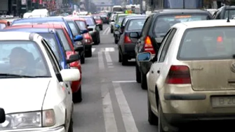 Guvernul vrea scaderea cu 30% a taxei auto