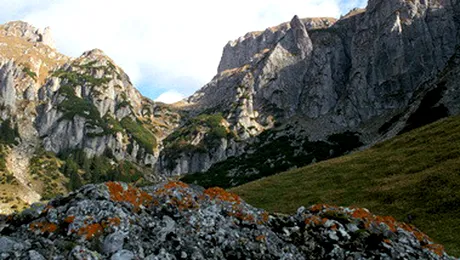 Aeronava prabusita in Bucegi, gasita infipta intr-o stanca