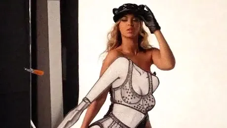 CULISE: Beyonce, primul calendar oficial (Video)