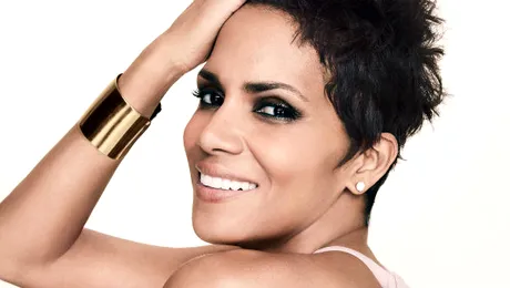 Halle Berry lansează o linie de lenjerie intimă