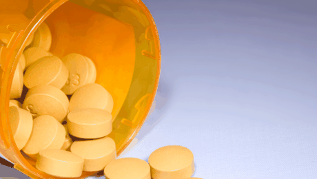 Pastilele care te transforma in VIP, de la Kanye West