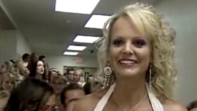 Mireasa cu cele mai multe domnișoare de onoare