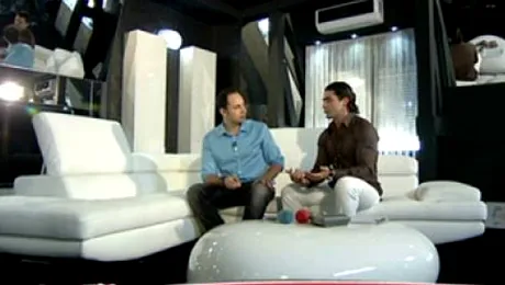 Pepe a primit motănel de casă nouă