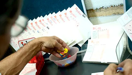 Șanse duble de câștig la tragerile speciale Loto de Anul Nou