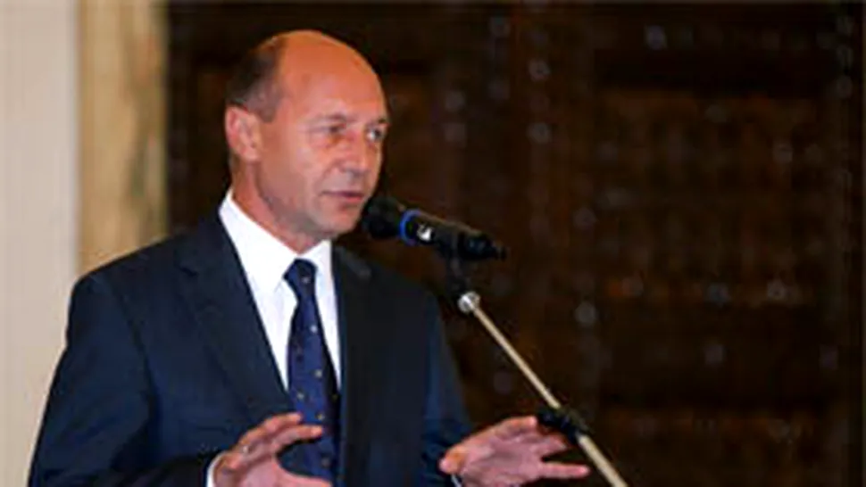 Update: Basescu ataca presa!