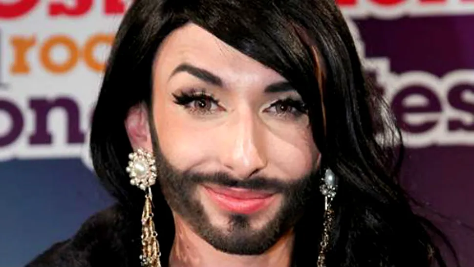 
Cum arată în realitate Conchita Wurst! Câştigătoarea Eurovision 2014, fără barbă

