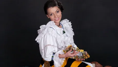 De Paşte, Maria Luiza Mih vopseşte 100 de ouă!