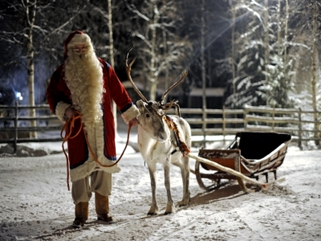 Dragi copii, Mos Craciun va asteapta si la iarna in Laponia!