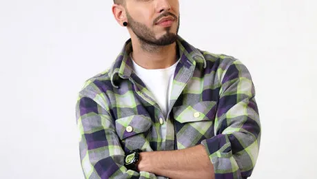 Alex Velea a dat-o pe mâna poliției pe admiratoarea „însărcinată”