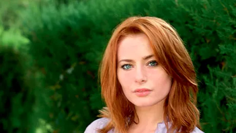 Laura Cosoi, roşcată pentru “Aniela”