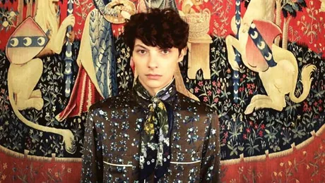 Cum arată mama lui Răzvan Firea! Carmen a fost căsătorita cu primul soţ al Gabrielei Vrânceanu Firea