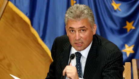 Videanu nu mai candideaza la Primarie