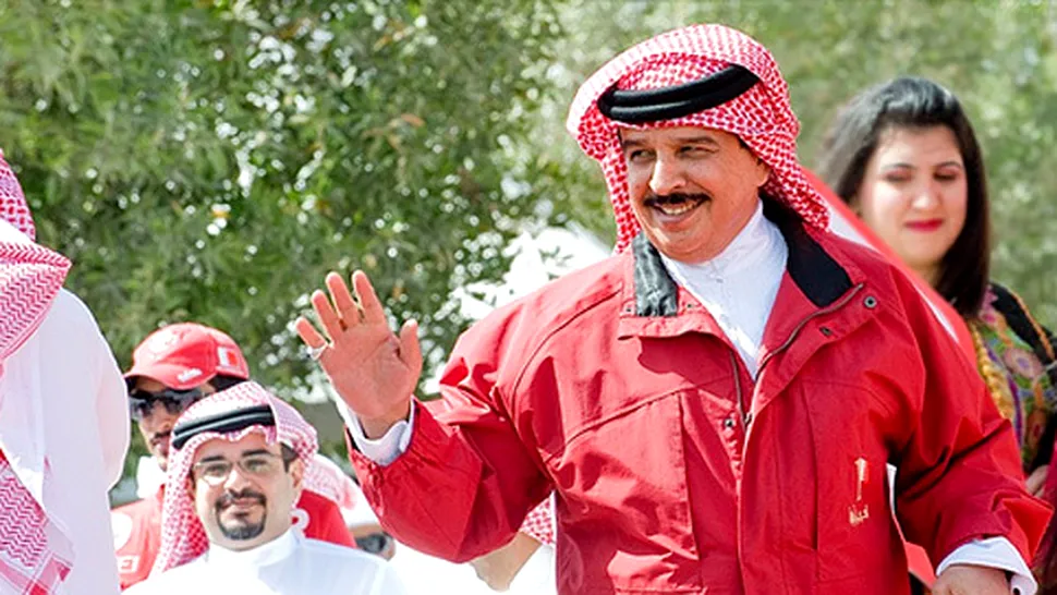 Regele Bahreinului isi cumpara... linistea, cu 3.000 $ de familie!