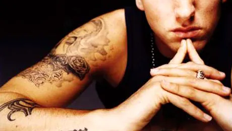 Eminem va canta la  MTV Video Music Awards 2010