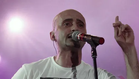 Trupa Voltaj a „zguduit” Sala Polivalenta! (poze)