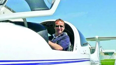 Un elvetian a intrat cu avionul in casa pentru a-si ucide mama