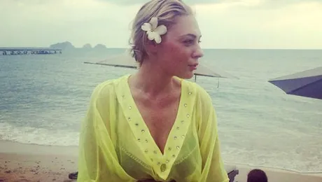 Giulia Nahmany împlineşte azi 32 de ani! Iată cum sărbătoreşte!