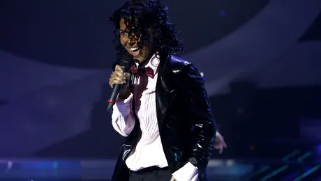 Sore se transformă în Michael Jackson la “Te cunosc de undeva!”