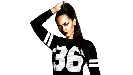 Lariss, colegă cu Enrique Iglesias şi J Balvin