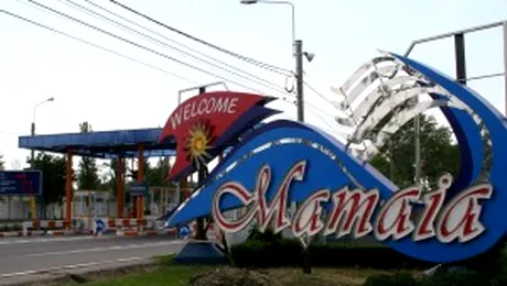 Mazare face bani frumosi cu Mamaia sa