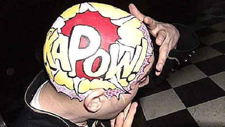 Tratament inedit impotriva calvitiei: pictura! (Poze)