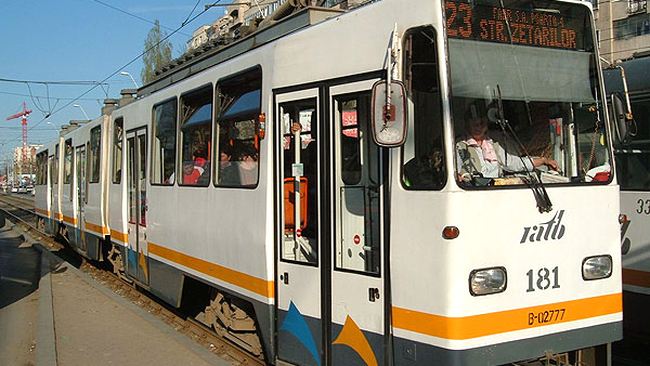 Tramvaiele liniei 23 circula deviat atat la cap linie Zetari cati si in zona Str. Liviu Rebreanu/1 decembrie 1918
