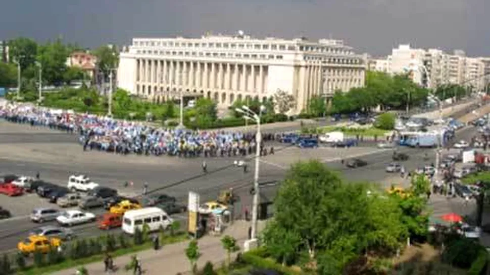 Pasaj subteran cultural in Piata Victoriei din Capitala