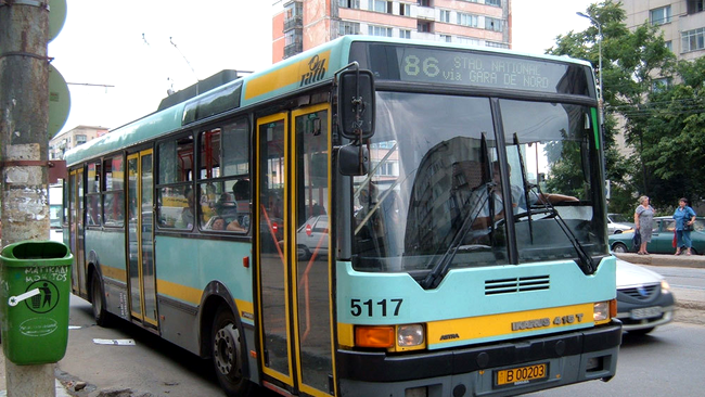 Troleibuzele liniei 86 fac legatura dintre Stadionul 