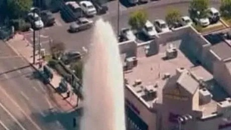 Fantana arteziana artificiala in Los Angeles (Video)