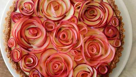 5 tarte dulci și delicioase pentru masa de Crăciun