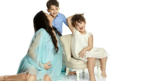 Traian Băsescu a anunţat când va naşte fiica sa, Elena. Fostul preşedinte va avea încă o nepoţică