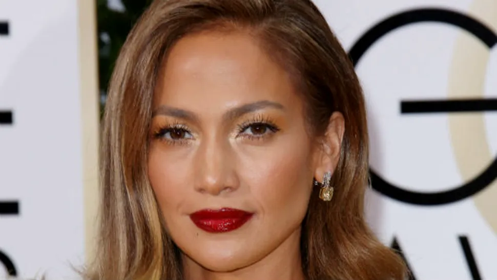 
Cum arată Jennifer Lopez fără machiaj, de fapt!
