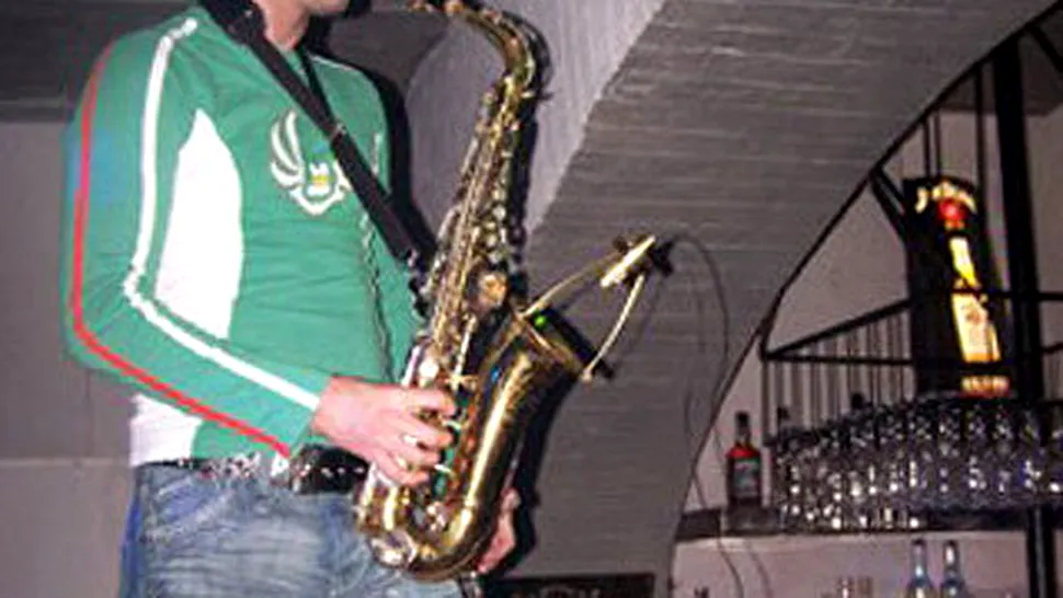 Hai sa ajutam un artist sa cante din nou: Saxofonistul Dan Nedelcu are cancer la mana!