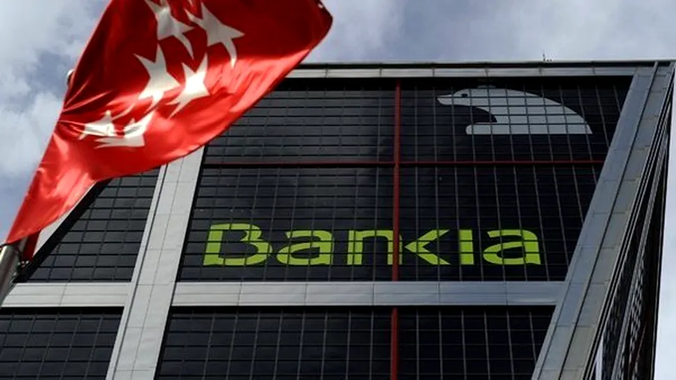 Clienții băncii spaniole Bankia au retras un miliard de euro, într-o singură săptămână