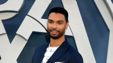 Regé-Jean Page spune că nu ar avea o problemă ca rolul lui din „Bridgerton” să fie dat altcuiva