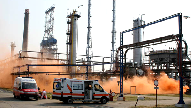 Incendiu la Rafinaria Petromidia din Navodari