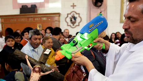 Cum atragi copii la slujbă