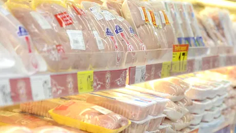 Produse din carne alterată, livrate în magazinele din Capitală și din țară