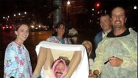 Cele mai ciudate costume de Halloween (Poze)