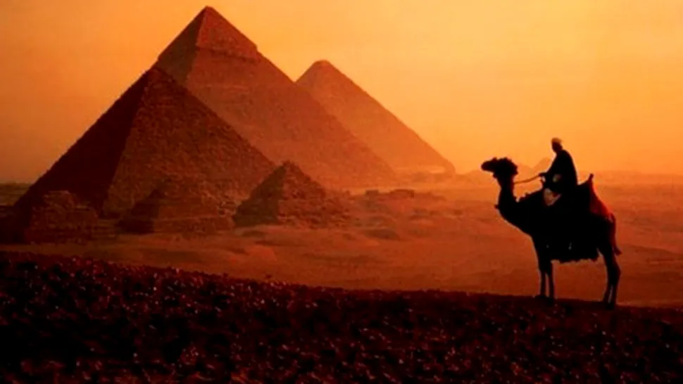 Cum au construit egiptenii piramidele